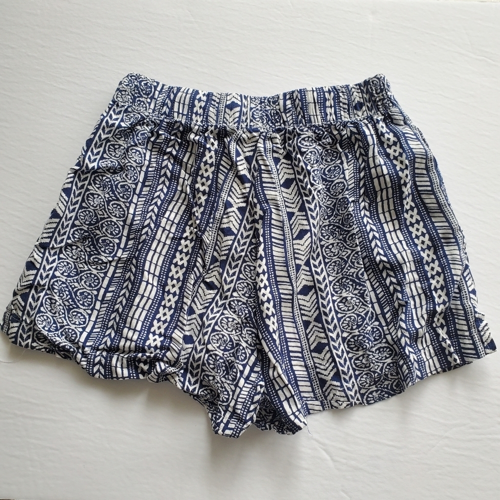 G21 | Printed Patterned Drawstring Shorts - image 1